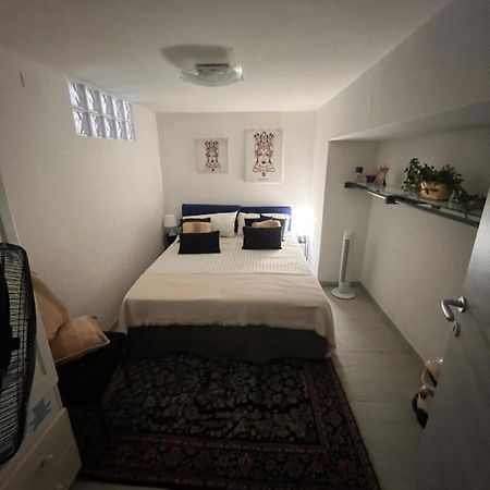 Casa Vacanze Manzoni 29 カリアリ エクステリア 写真
