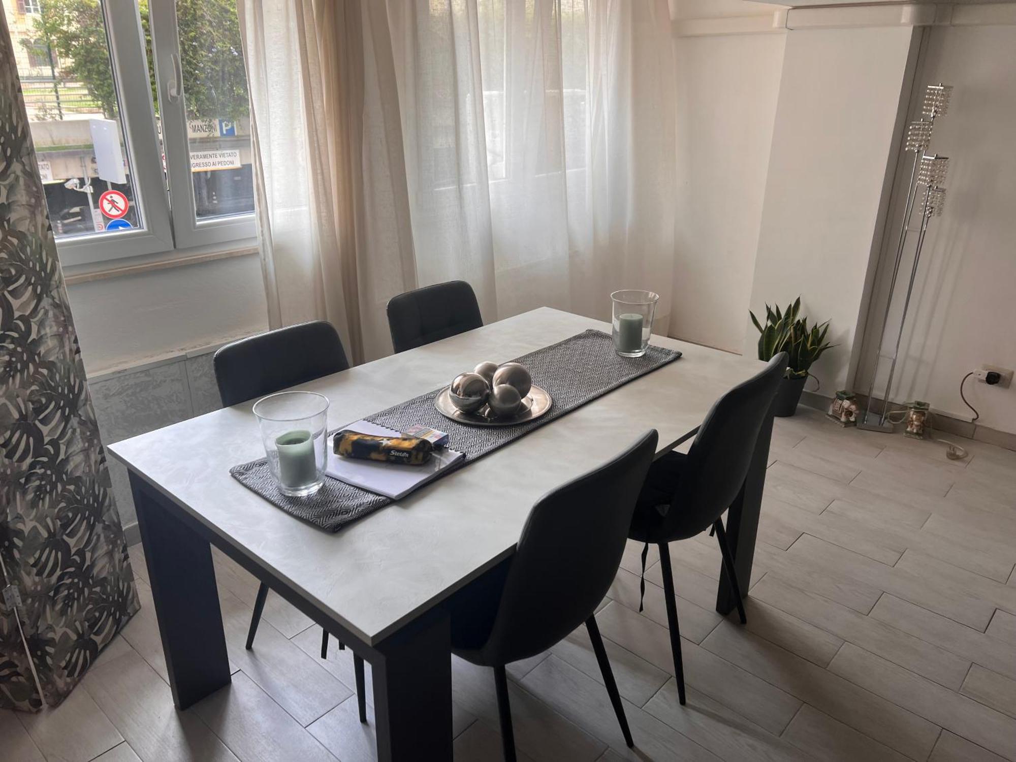 Casa Vacanze Manzoni 29 カリアリ エクステリア 写真